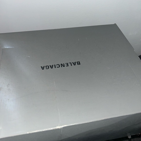 Mint Balenciaga Tripple S Wore Once Practically NEW - Picture 5 of 7